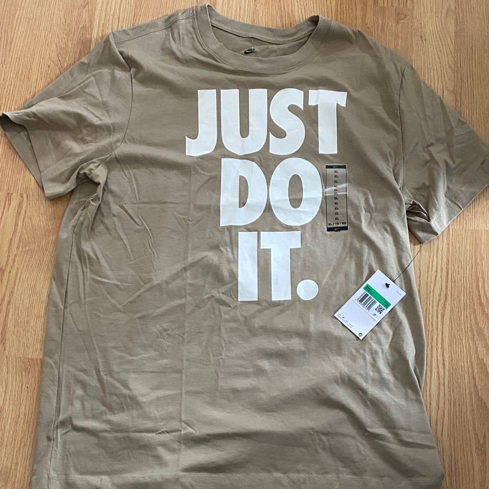 New Nike men’s Short Sleeve 'JUST DO IT.' Tee XL